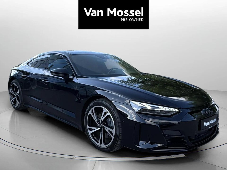 Audi e-tron GT quattro 4d