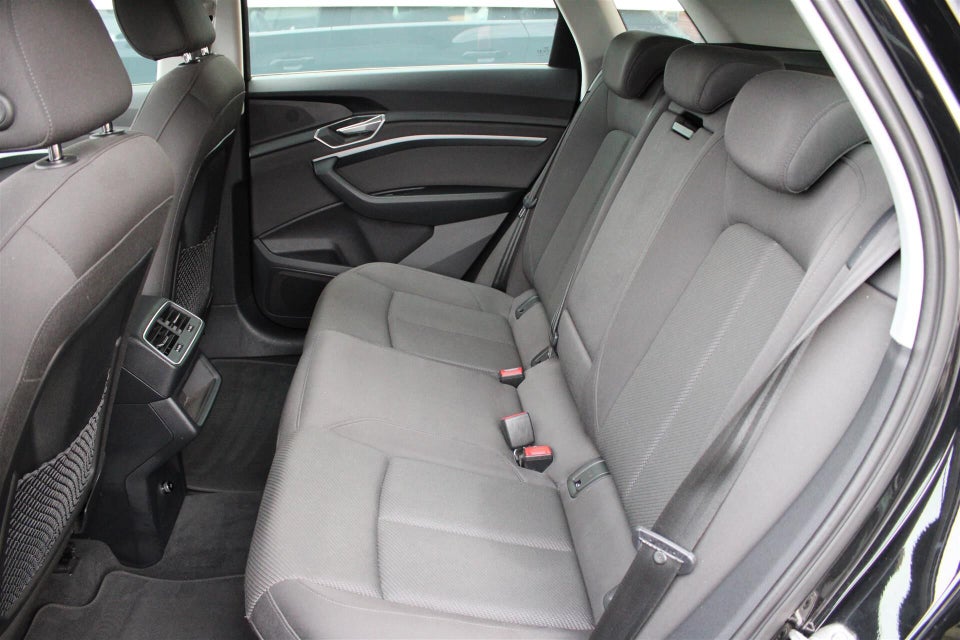 Audi e-tron 55 Prestige quattro 5d