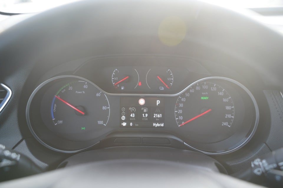 Opel Grandland X 1,6 Hybrid Ultimate aut. 5d