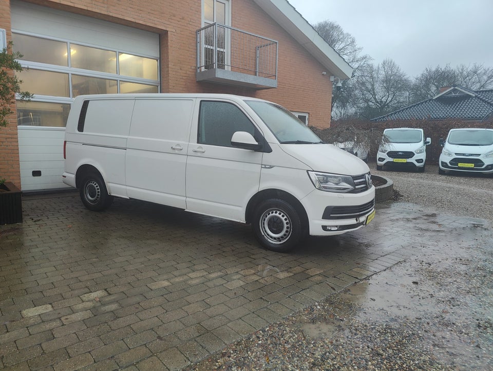 VW Transporter 2,0 TDi 150 Kassevogn DSG 4Motion lang