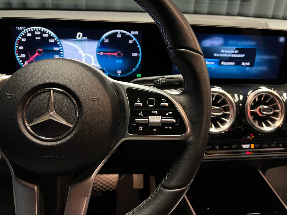 Mercedes EQB250+ Progressive 5d