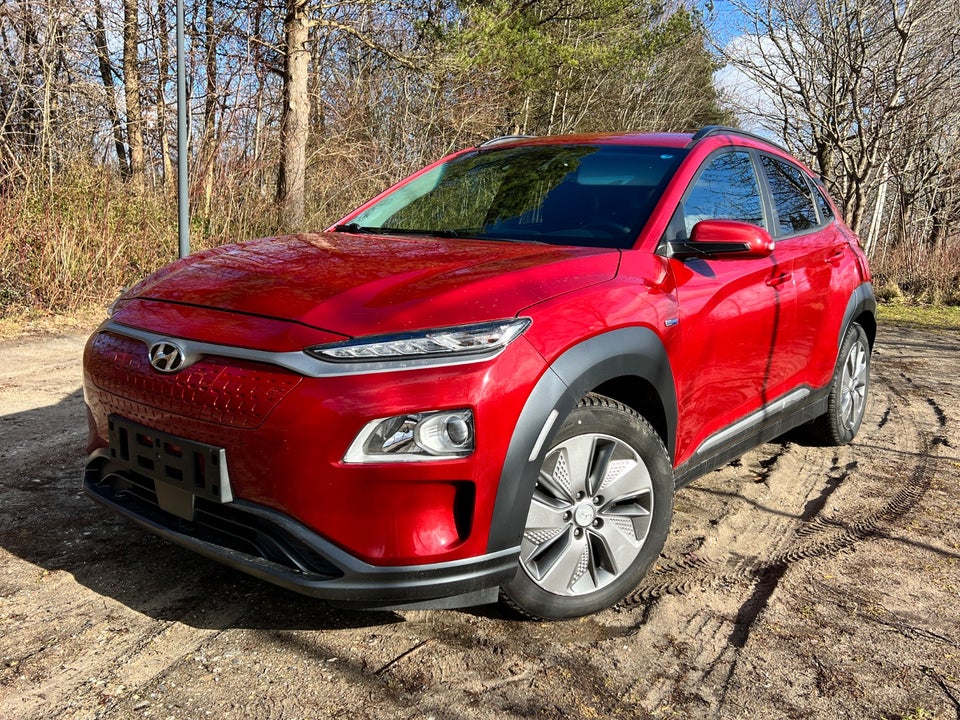 Hyundai Kona 64 EV Essential 5d