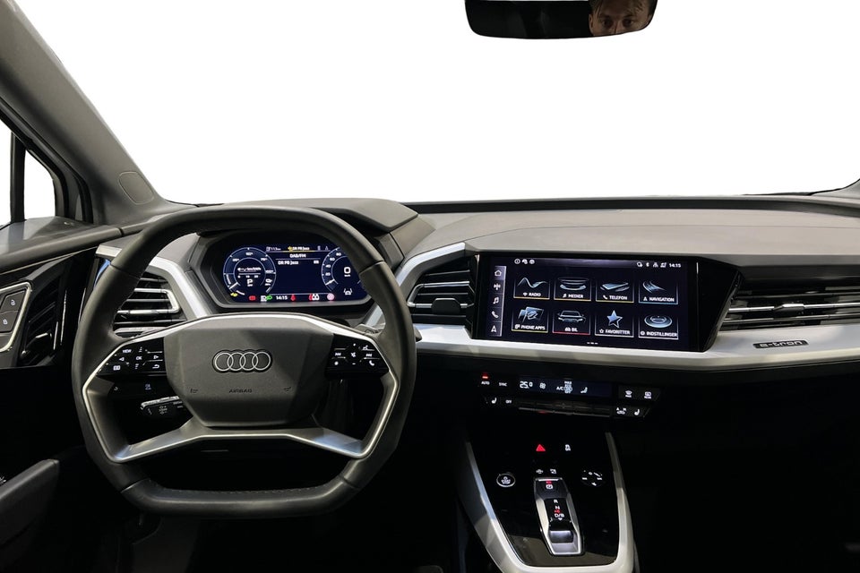Audi Q4 e-tron 45 S-line 5d