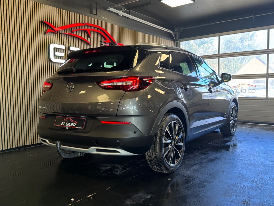 Opel Grandland X 1,6 Hybrid Ultimate aut. 5d