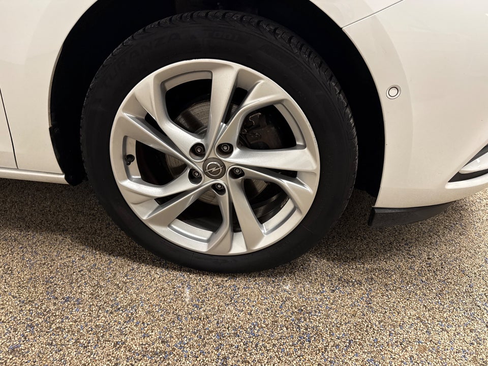 Opel Astra 1,4 T 150 Impress aut. 5d