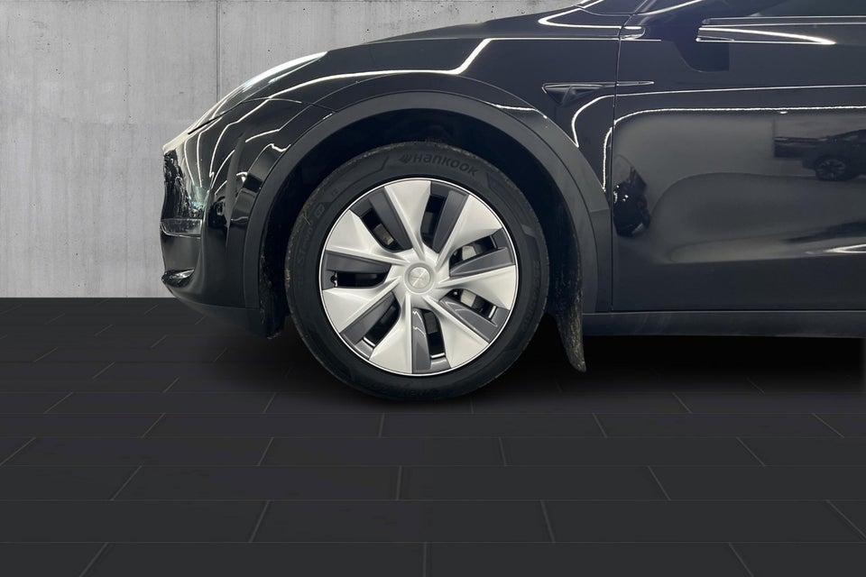Tesla Model Y Long Range AWD 5d