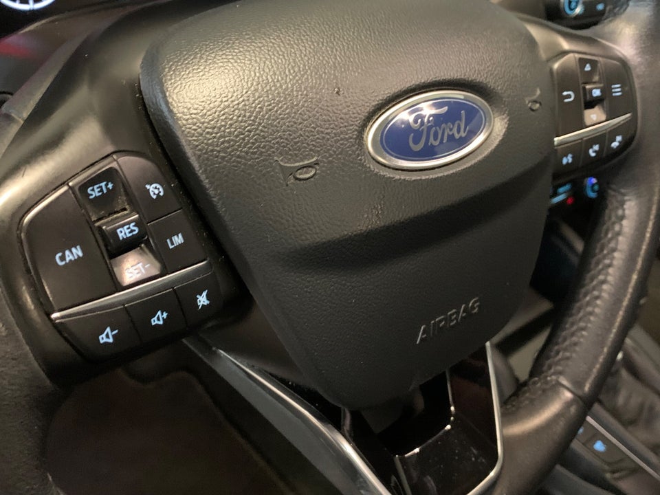 Ford Focus 1,0 EcoBoost Titanium stc. 5d