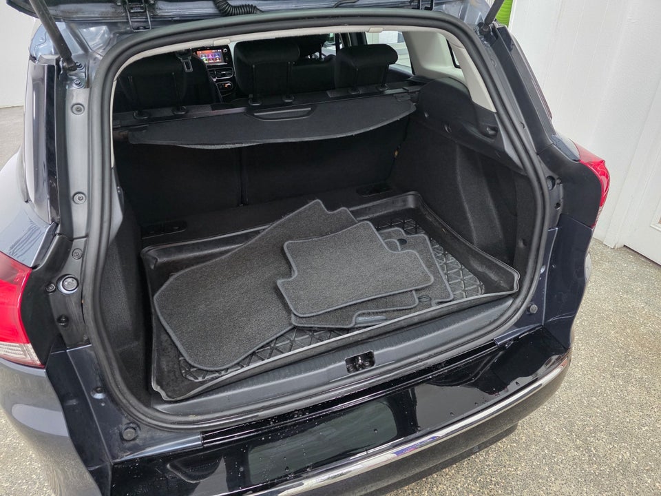 Renault Clio IV 0,9 TCe 90 Limited Sport Tourer 5d