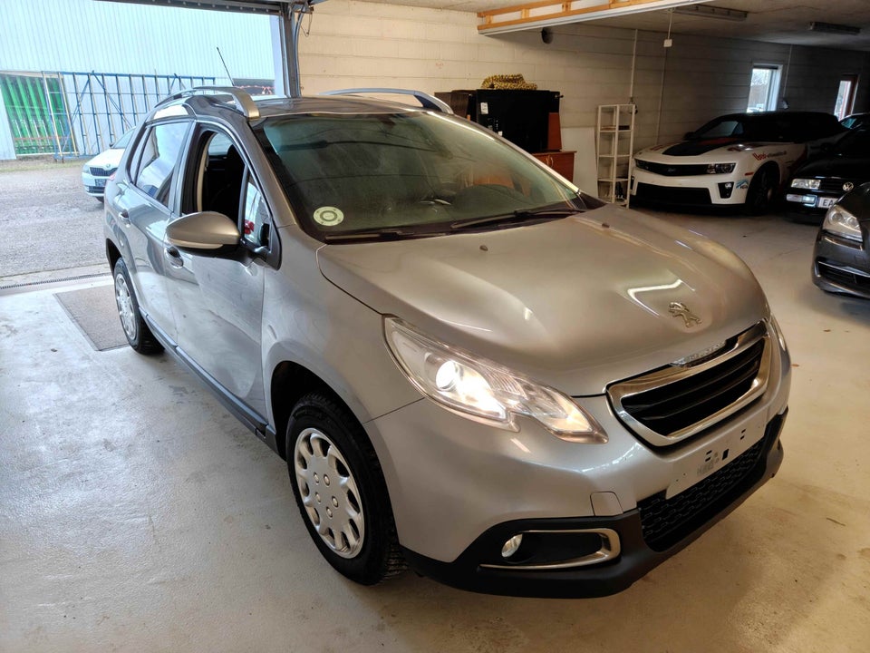 Peugeot 2008 1,2 VTi 82 Active Motion 5d