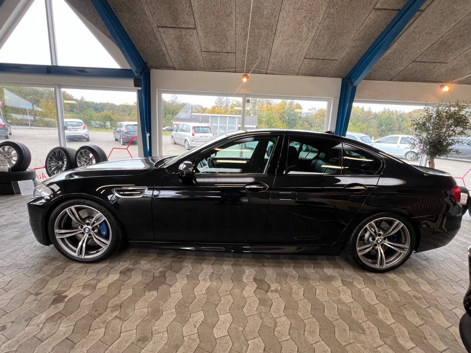 BMW M5 4,4 aut. 4d