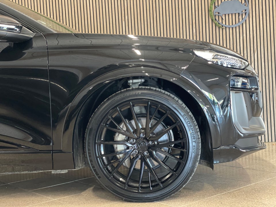 Audi Q6 e-tron Ultra quattro 5d