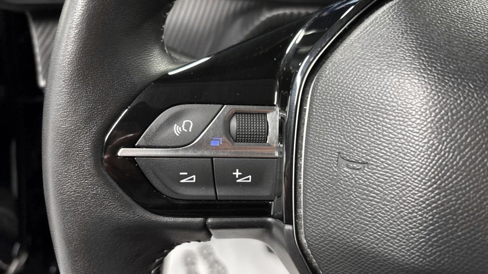 Peugeot e-208 50 Allure Pack 5d