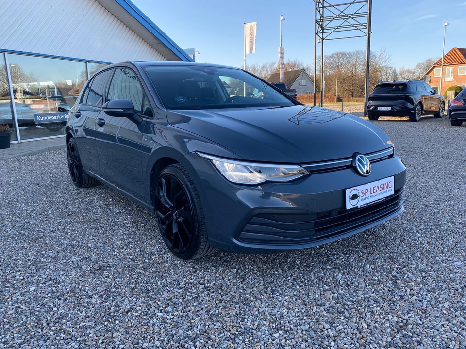 VW Golf VIII 1,0 TSi 110 5d