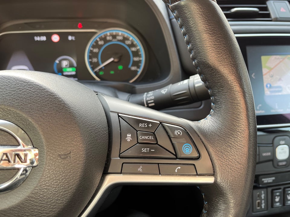 Nissan Leaf 40 N-Connecta 5d