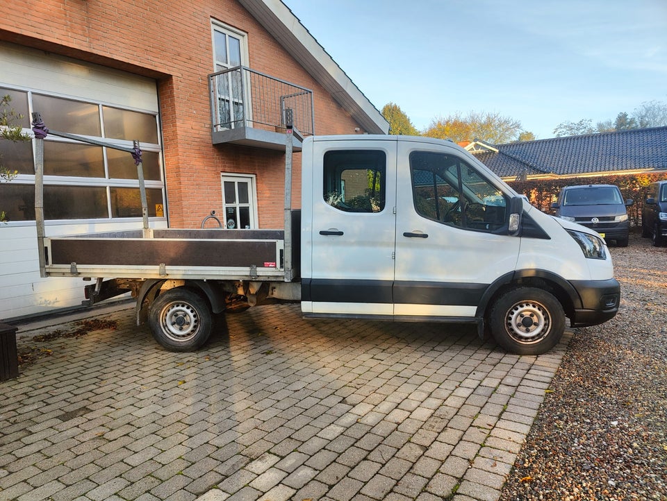 Ford Transit 350 L3 Chassis 2,0 TDCi 130 Db.Kab Ambiente RWD