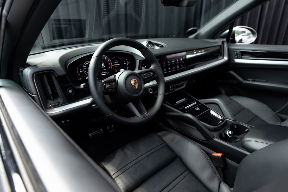 Porsche Cayenne 3,0 E-Hybrid Tiptr. 5d