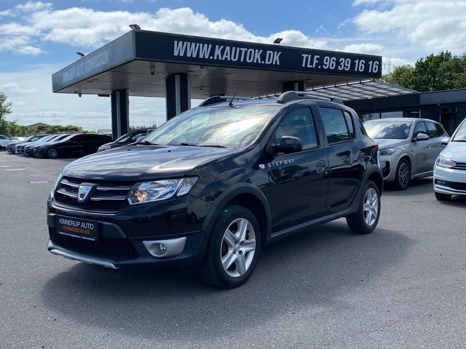 Dacia Sandero 0,9 TCe 90 Family Easy-R 5d