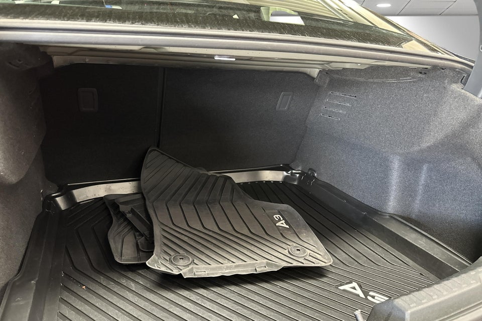 Audi A3 35 TFSi Prestige S-tr. 4d