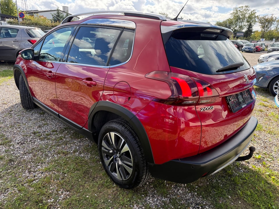 Peugeot 2008 1,2 e-THP 110 Allure Sky EAT6 5d