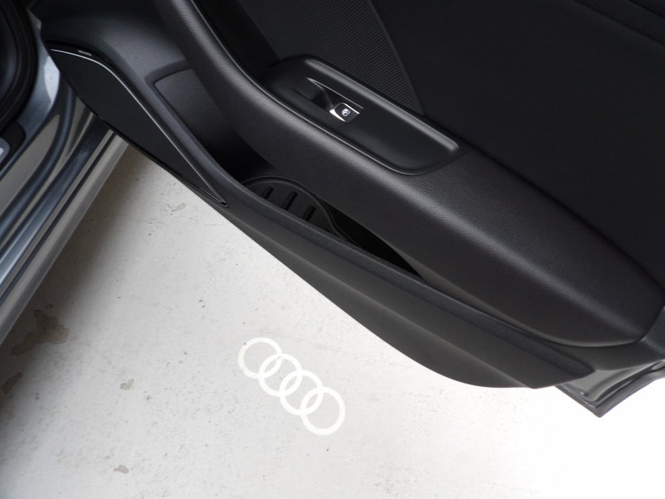 Audi A3 1,4 e-tron Sportback S-tr. 5d