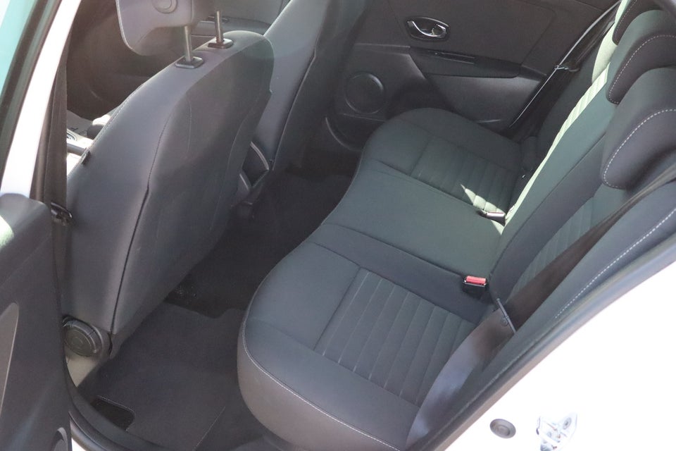 Renault Megane IV 1,5 dCi 110 Intens Sport Tourer 5d
