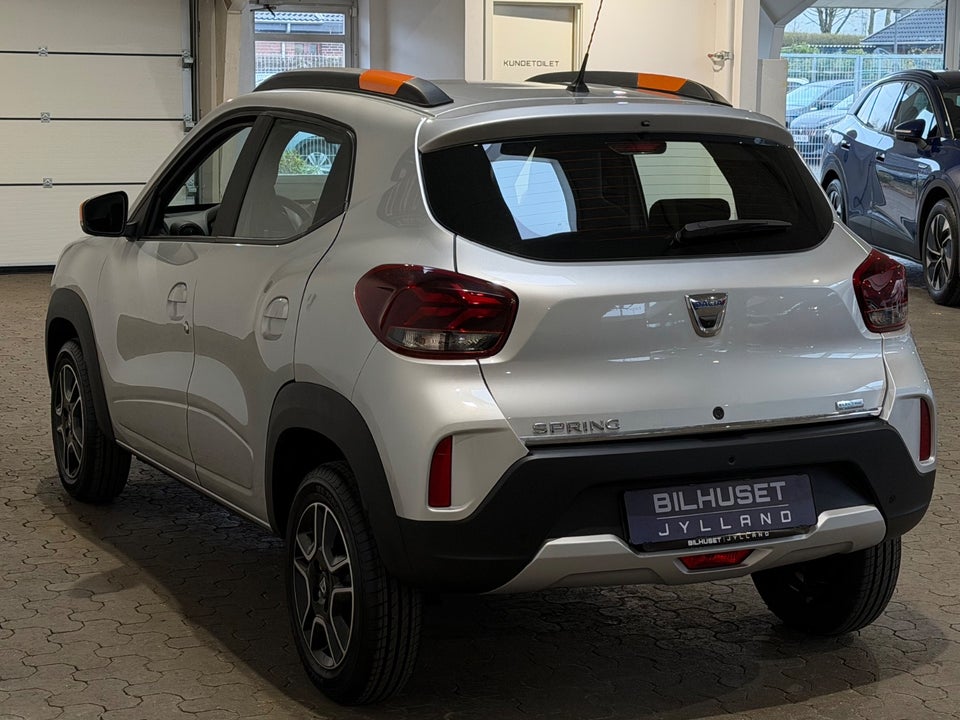 Dacia Spring Comfort+ 5d