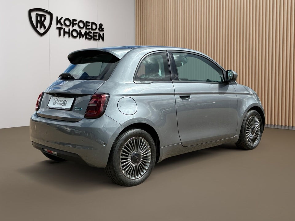 Fiat 500e 42 Icon 3d