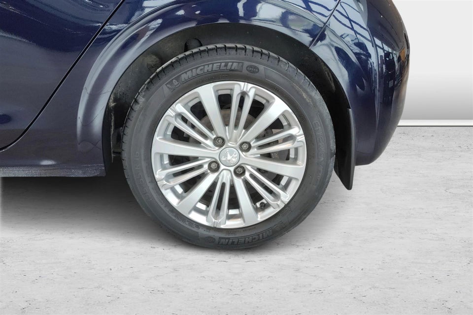 Peugeot 208 1,5 BlueHDi 100 Prestige Sky 5d