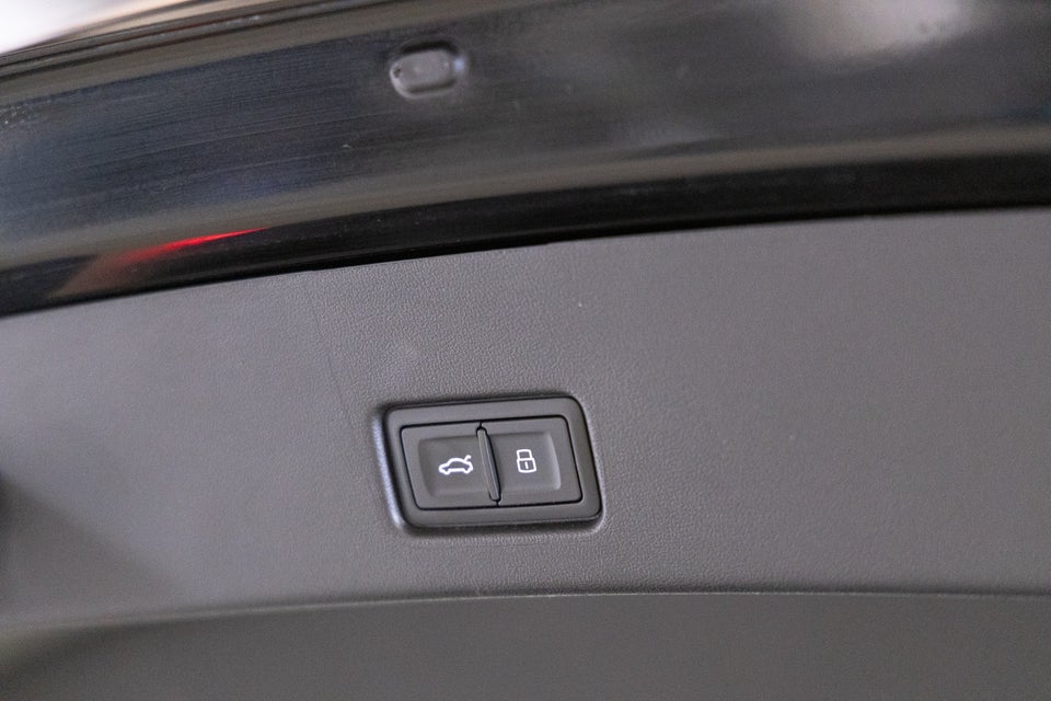 Audi Q4 e-tron 40 Advanced Sportback 5d