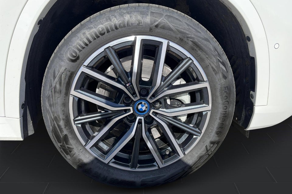 BMW iX1 xDrive30 M-Sport 5d