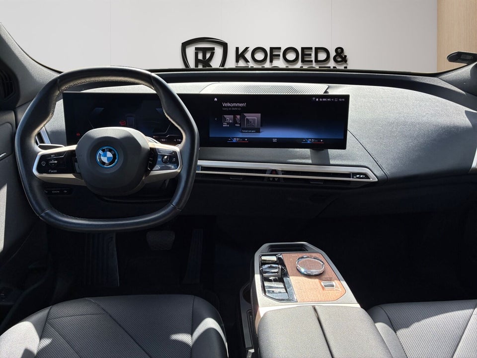 BMW iX xDrive40 5d