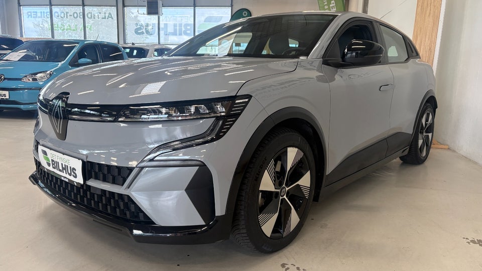 Renault Megane E-Tech 60 Equilibre 5d