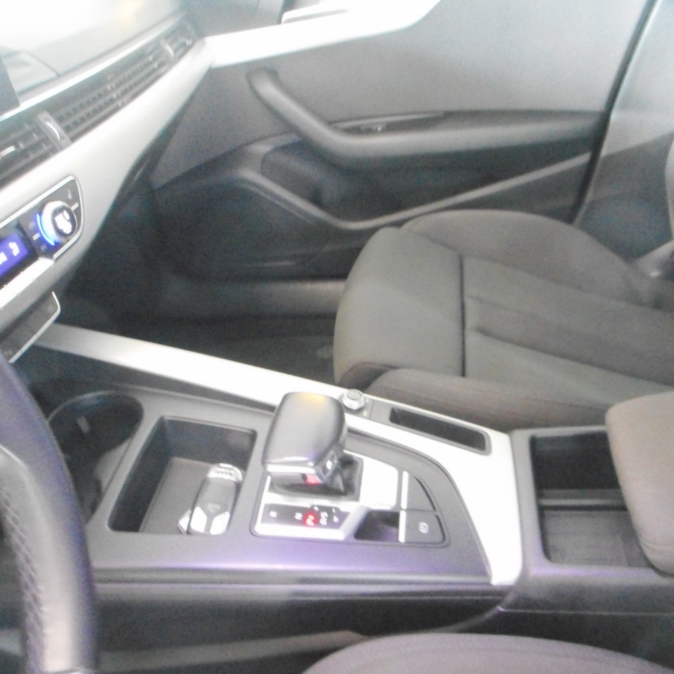 Audi A4 35 TDi Prestige Avant S-tr. 5d