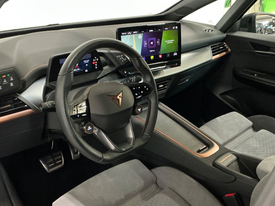 Cupra Born 77 e-Boost Dinamica Pack High 5d