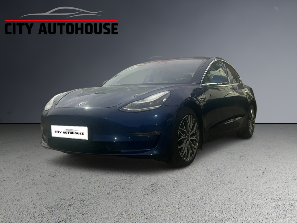 Tesla Model 3 Long Range AWD 4d