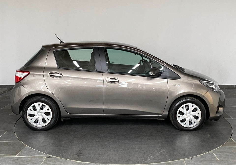 Toyota Yaris 1,5 Hybrid H2 e-CVT 5d