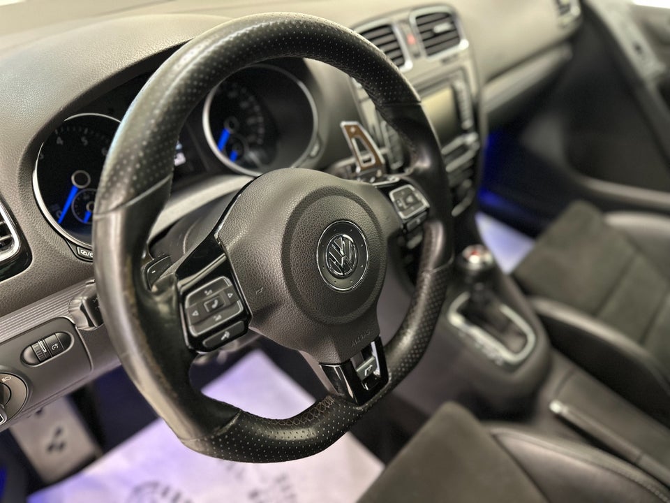 VW Golf VI 2,0 R DSG 4Motion 5d