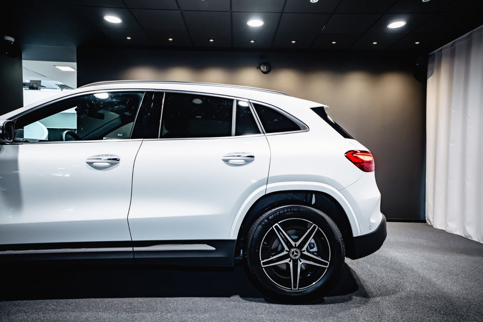Mercedes EQA250+ AMG Premium 5d