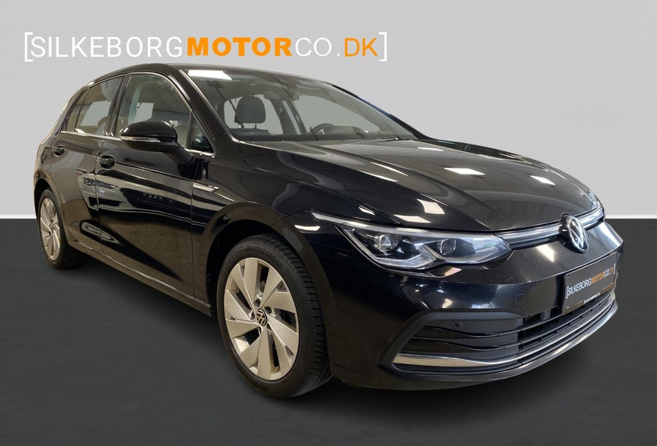 VW Golf VIII 1,5 eTSi 150 Style DSG 5d