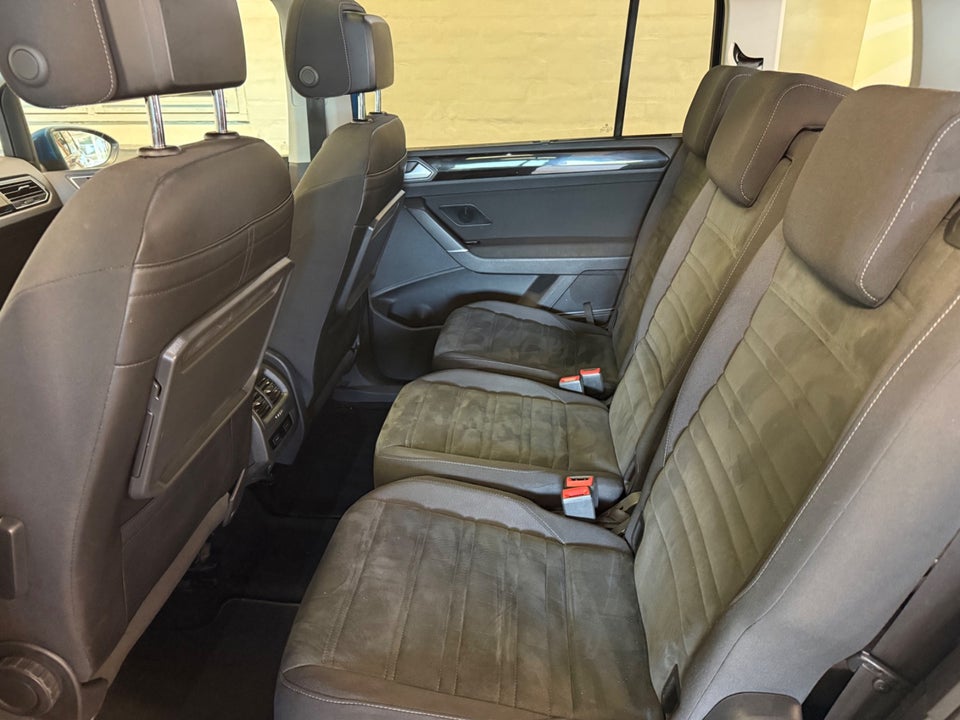 VW Touran 1,6 TDi 115 Highline DSG 7prs 5d