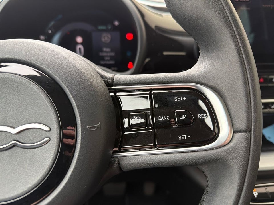 Fiat 500e 42 Icon 3d