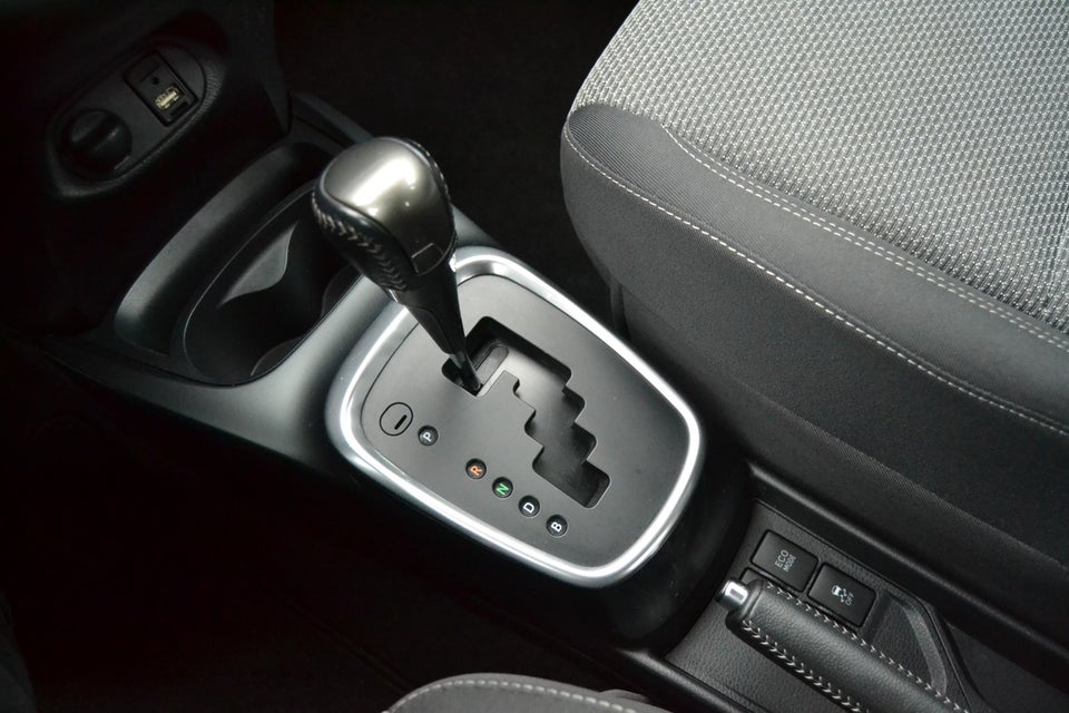 Toyota Yaris 1,5 Hybrid H2 Limited e-CVT 5d