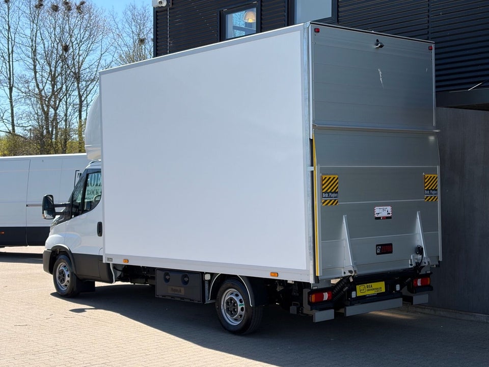 Iveco Daily 3,0 35S18 4100mm Alukasse m/lift AG8