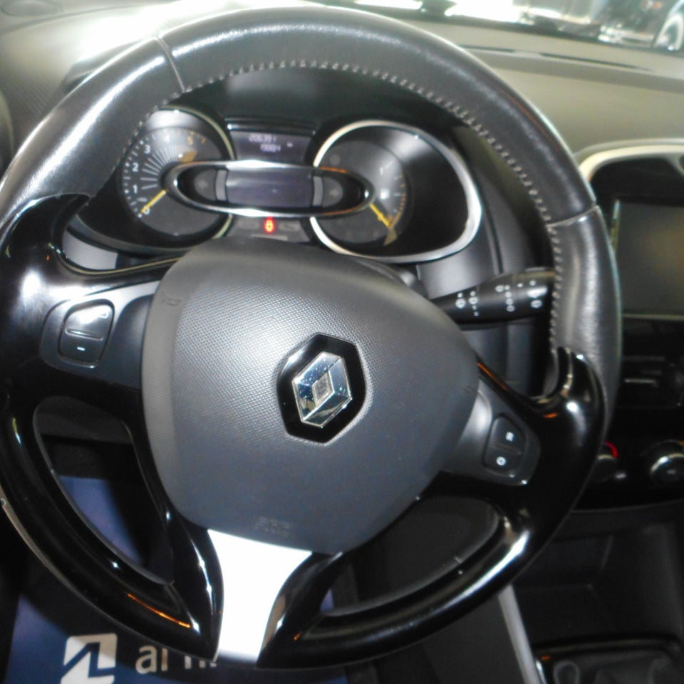 Renault Clio IV 1,5 dCi 75 Expression Navi Style Sport Tourer 5d