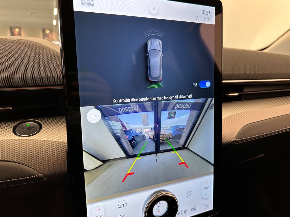 Ford Mustang Mach-E 88 Extended Range 5d