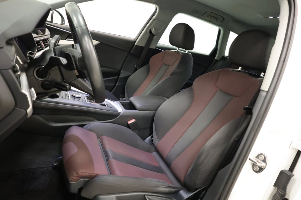 Audi A4 40 TFSi Sport Prestige Avant S-tr. 5d