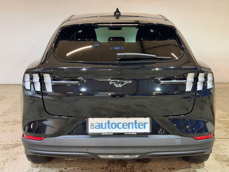 Ford Mustang Mach-E 68 Standard Range 5d