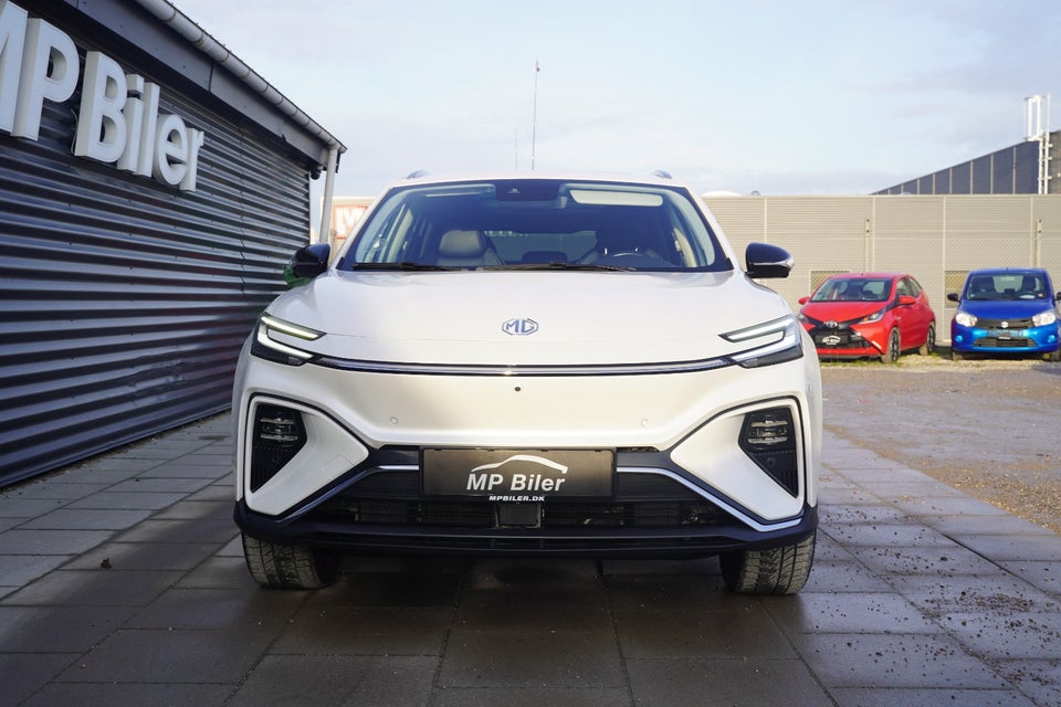 MG Marvel R Performance 5d