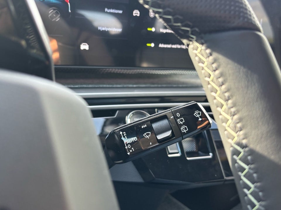 Peugeot e-5008 77 GT Pack 7prs 5d