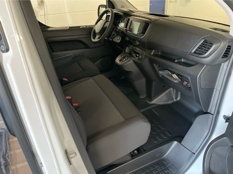 Peugeot e-Expert 75 L2 Plus Van